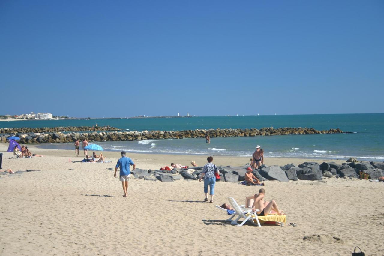 Vias-Plage Camping Les Salisses Quality Holidays Exterior foto